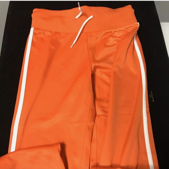 NWT Hooters small tracksuit - Picture 2 of 5